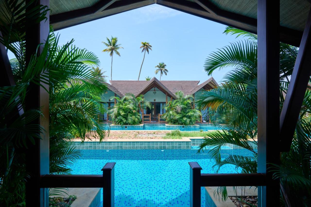 Gokulam Grand Resort & Spa, Кумараком Экстерьер фото