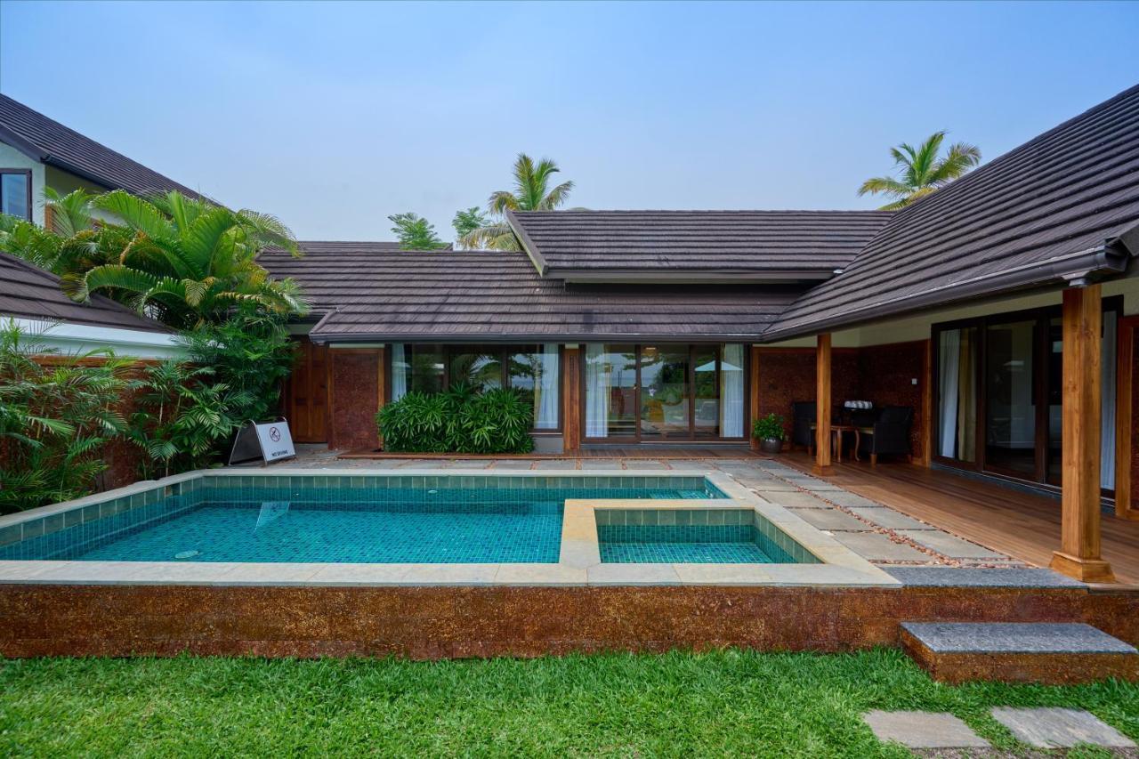 Gokulam Grand Resort & Spa, Кумараком Экстерьер фото