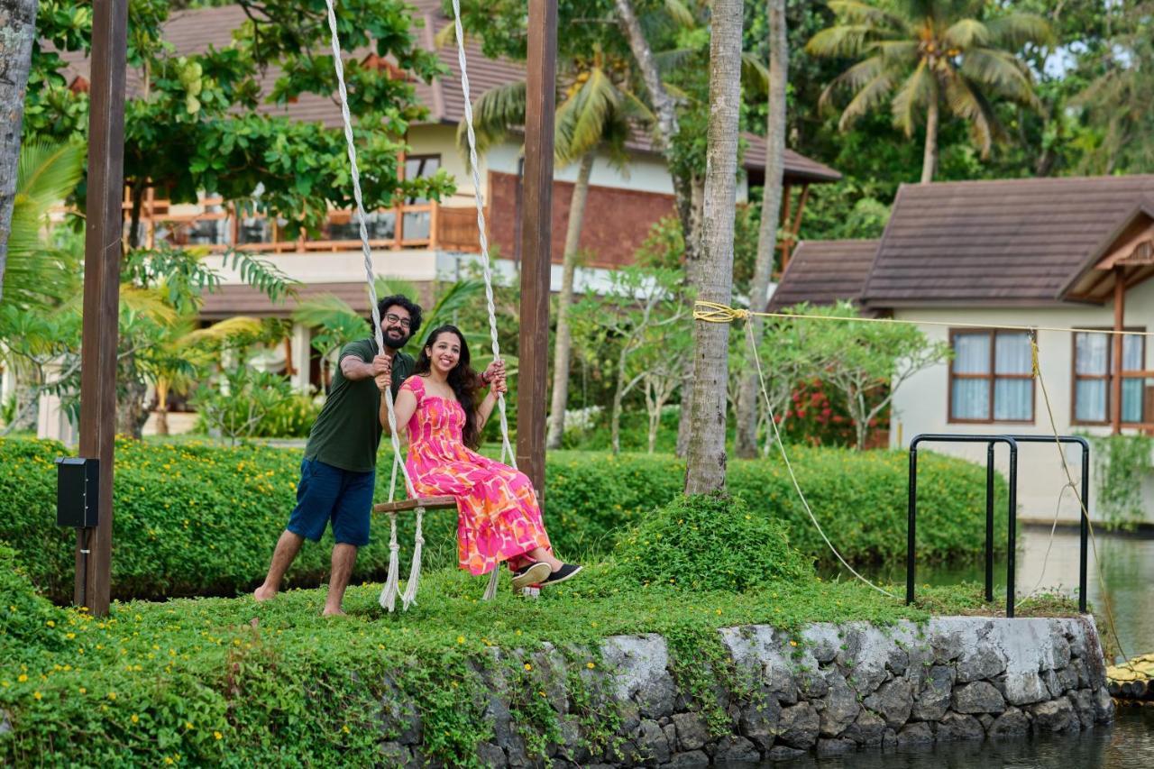 Gokulam Grand Resort & Spa, Кумараком Экстерьер фото