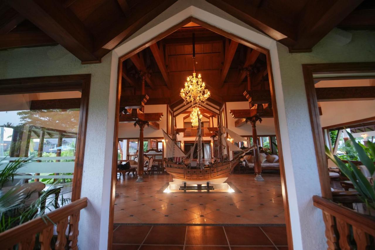 Gokulam Grand Resort & Spa, Кумараком Экстерьер фото