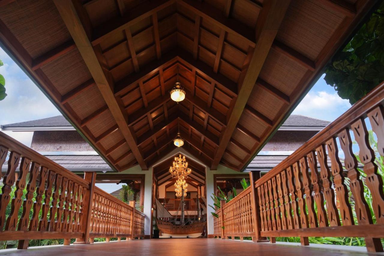 Gokulam Grand Resort & Spa, Кумараком Экстерьер фото