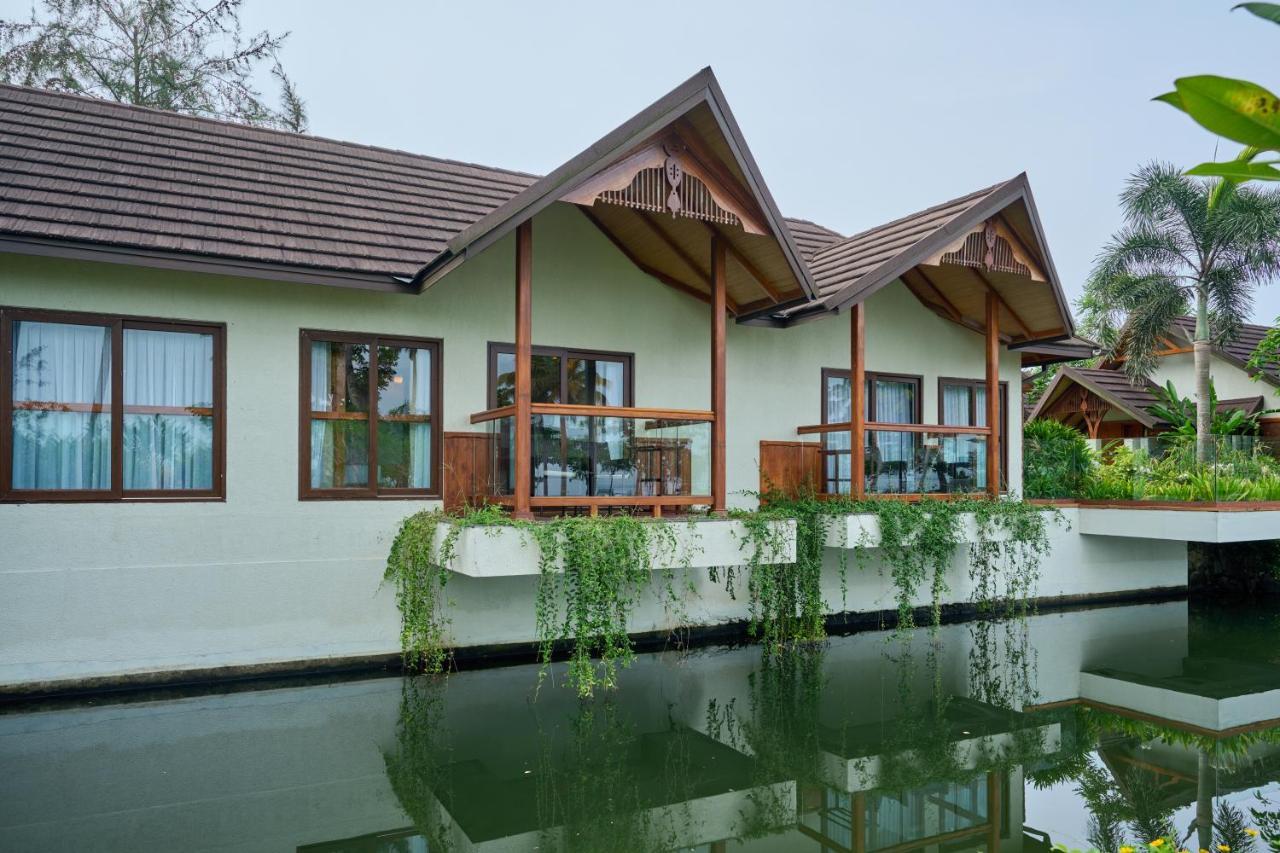 Gokulam Grand Resort & Spa, Кумараком Экстерьер фото