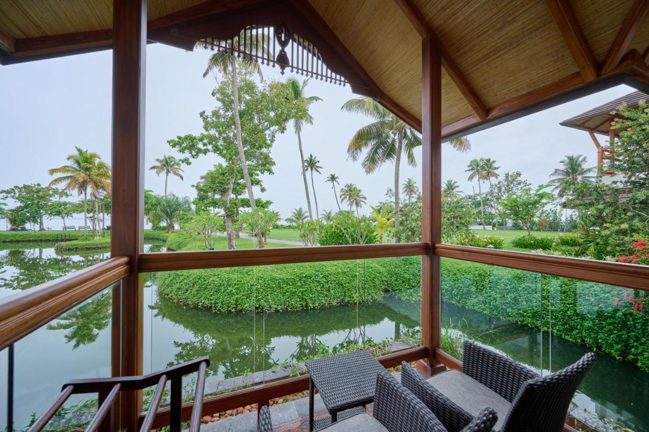 Gokulam Grand Resort & Spa, Кумараком Экстерьер фото